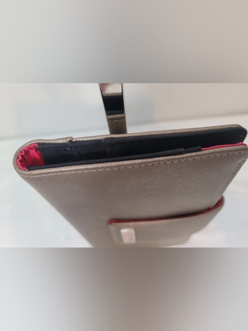 Kenneth Cole Reaction RFID Women's Wallet Taupe - Picture 4 of 12